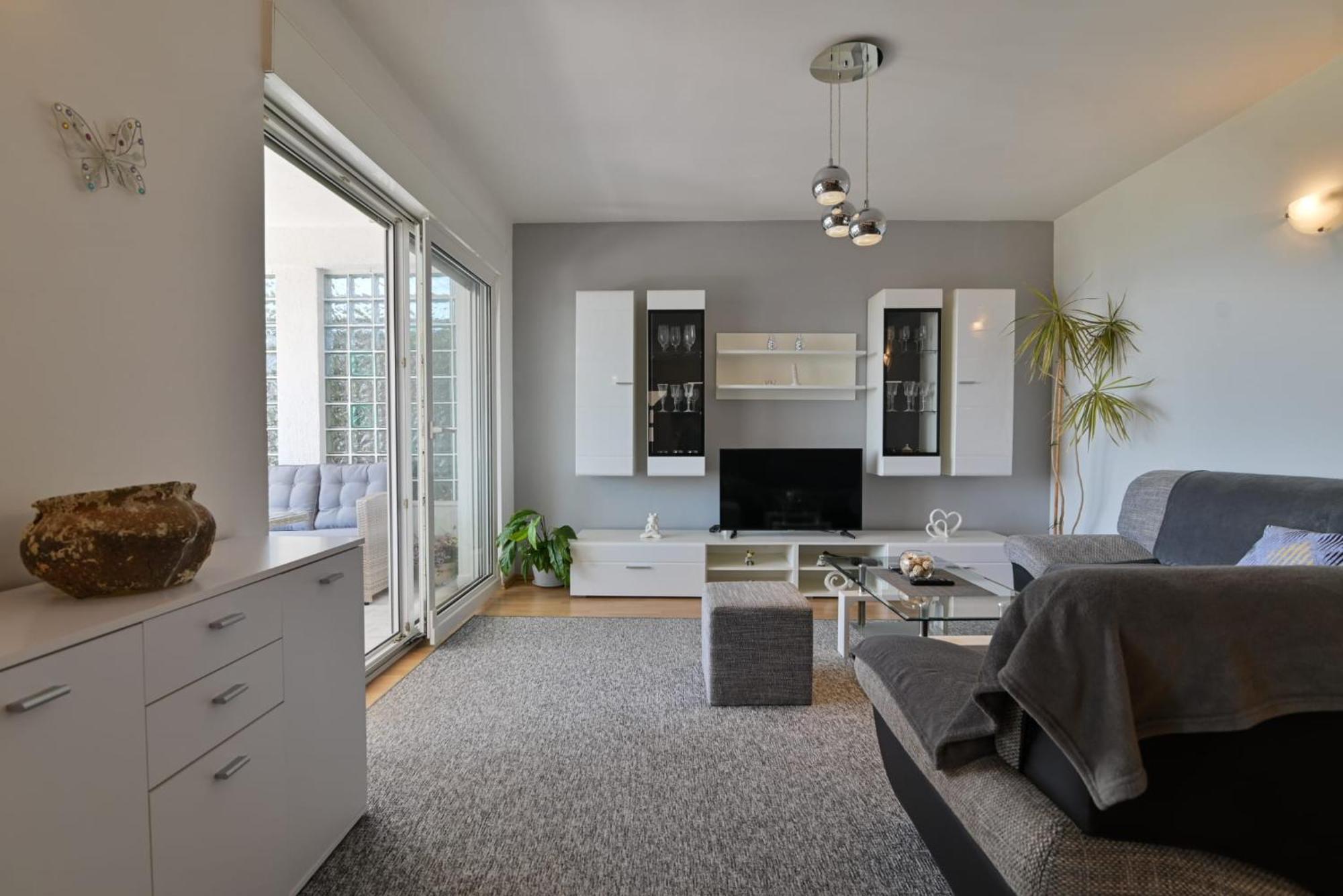 Rina Vacation Home Трогир Екстериор снимка