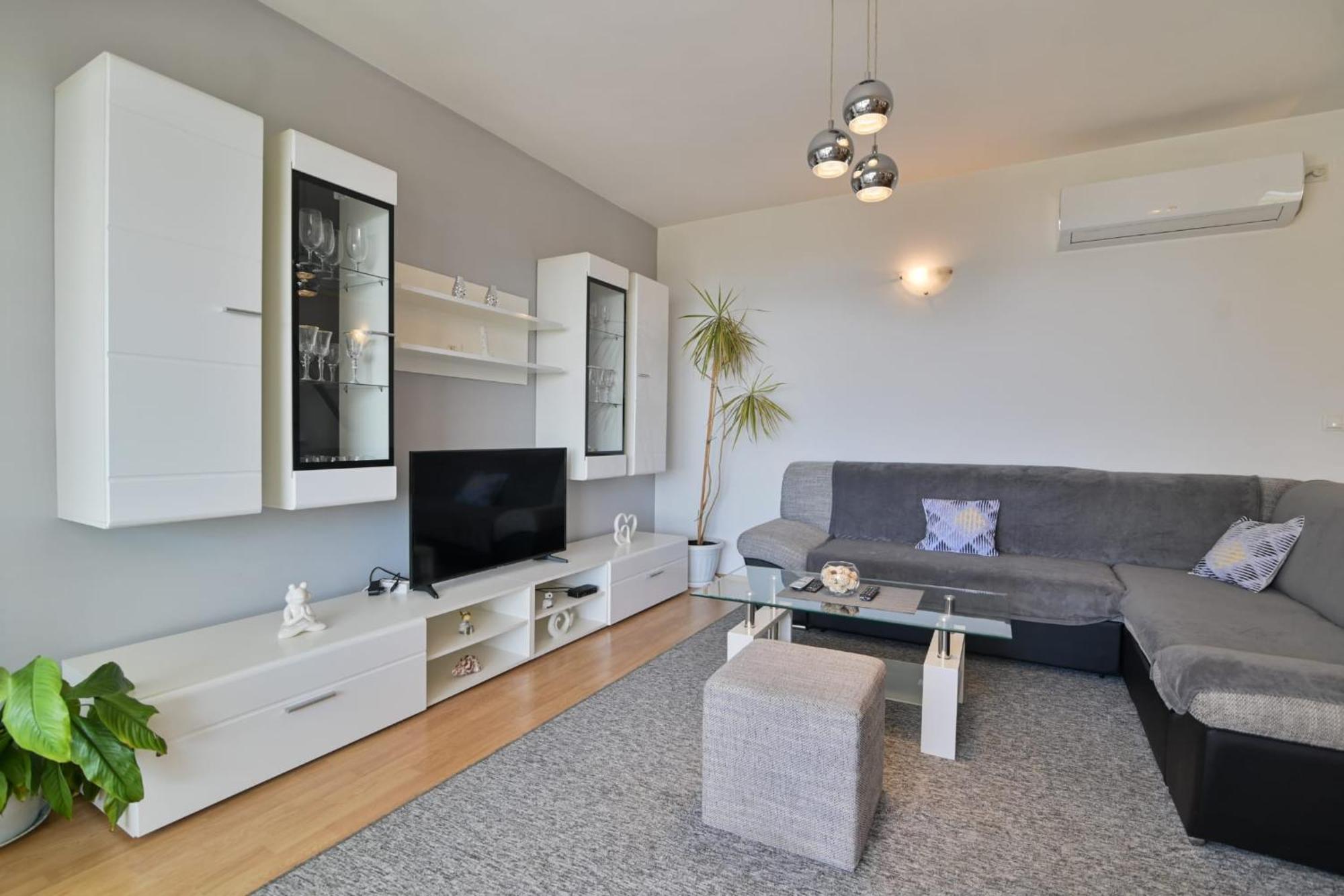 Rina Vacation Home Трогир Екстериор снимка