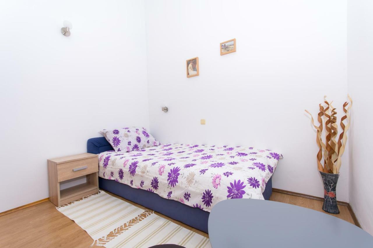 Rina Vacation Home Трогир Екстериор снимка