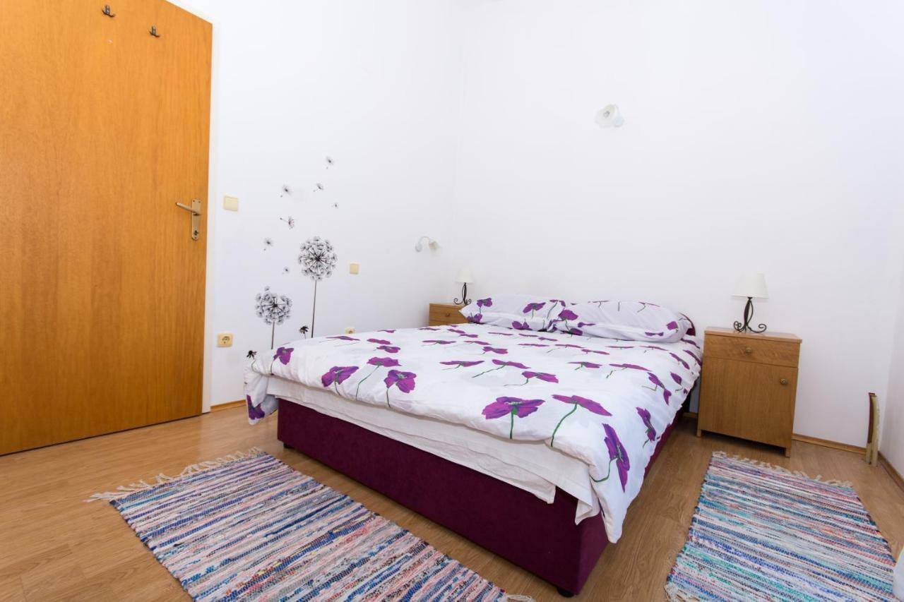 Rina Vacation Home Трогир Екстериор снимка
