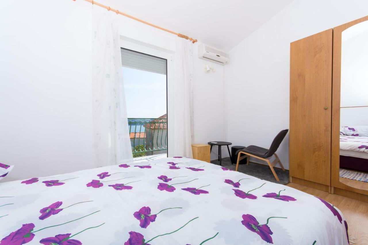 Rina Vacation Home Трогир Екстериор снимка